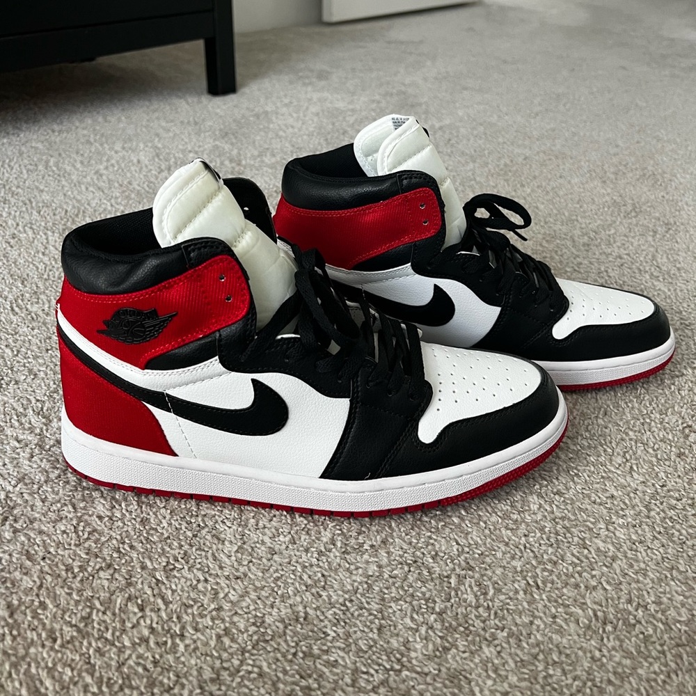 Men’s Nike Jordan’s - Red, White and Black